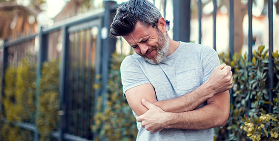 Elbow pain physiotherapy treatment at Xcel Health